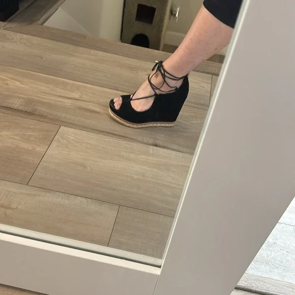 Sam Edelman | Shoes | Sam Edelman Black Wedge Sandals With Laceup Straps |  Poshmark